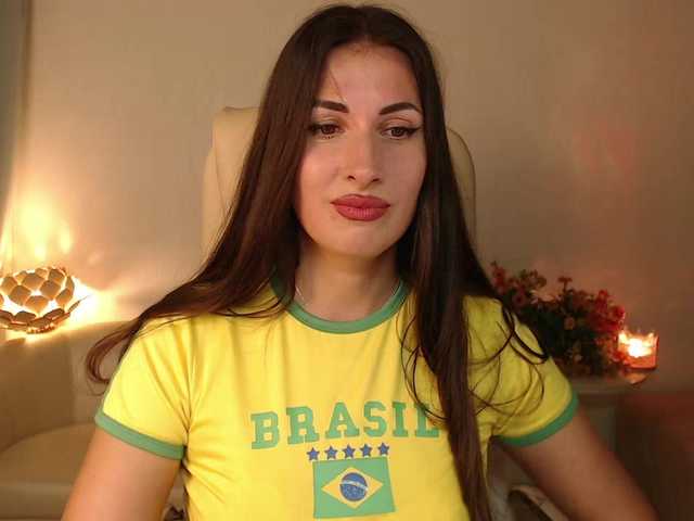 MaryMalory11 live cam on BongaCams