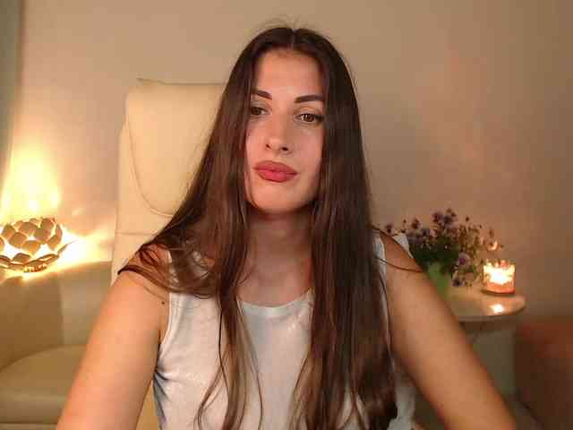 MaryMalory11 webcam