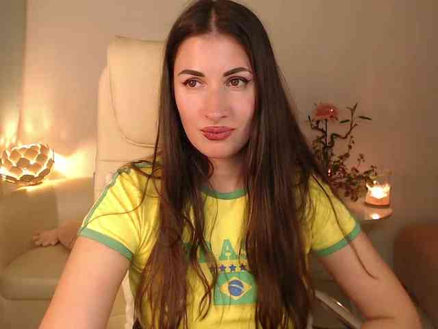MaryMalory11 webcam