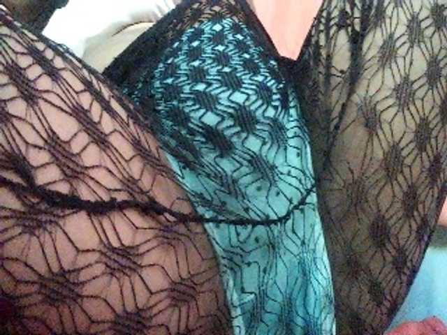 CheliaSexy live cam on BongaCams