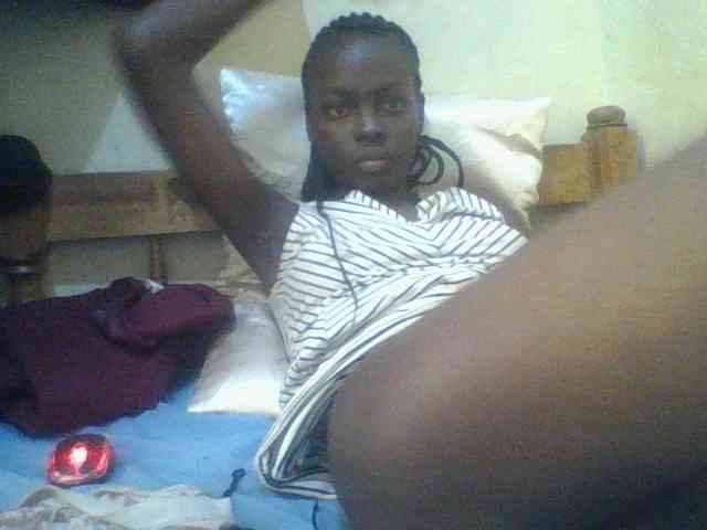 Petitepussy webcam