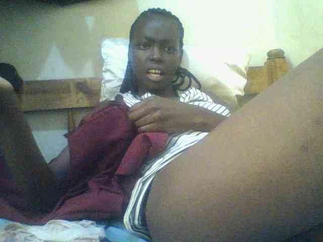 Petitepussy webcam