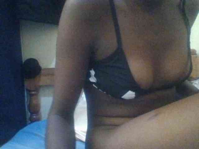 Petitepussy webcam