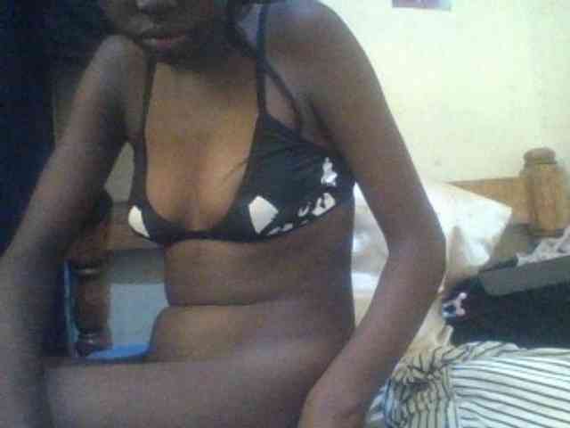 Petitepussy webcam