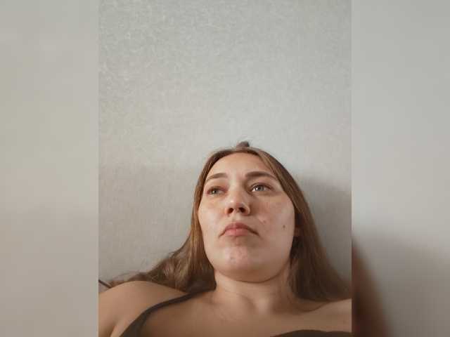 Kisa75 live cam on BongaCams