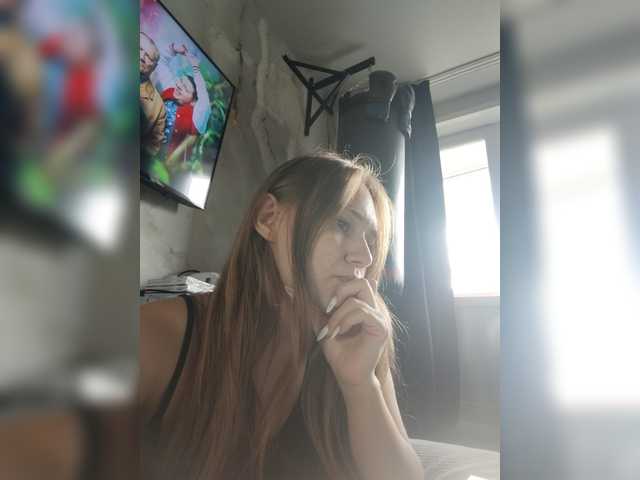 Kisa75 live cam on BongaCams