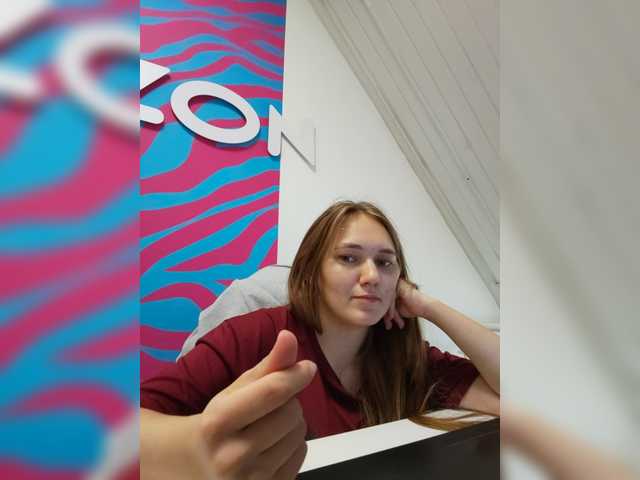 Kisa75 live cam on BongaCams
