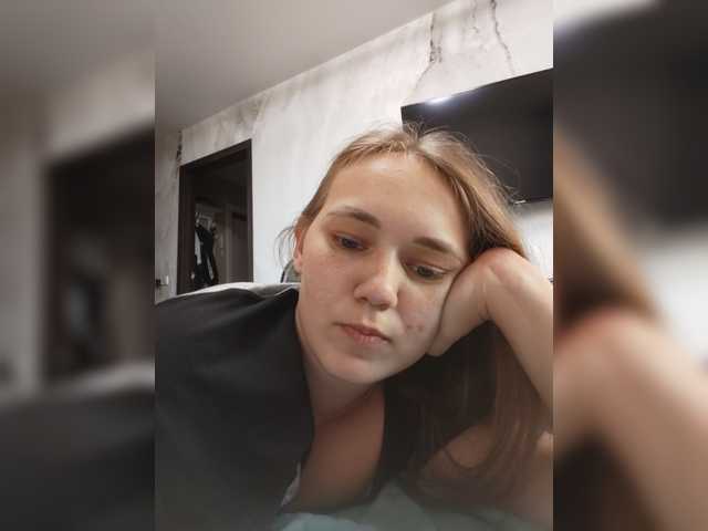 Kisa75 live cam on BongaCams