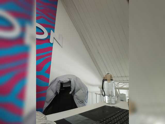 Kisa75 live cam