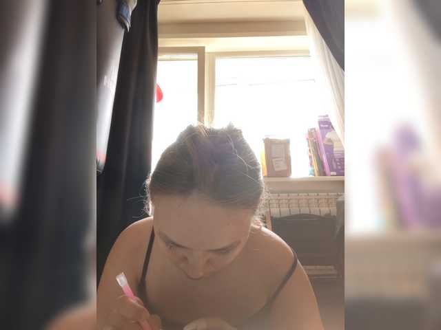 Kisa75 live cam on BongaCams