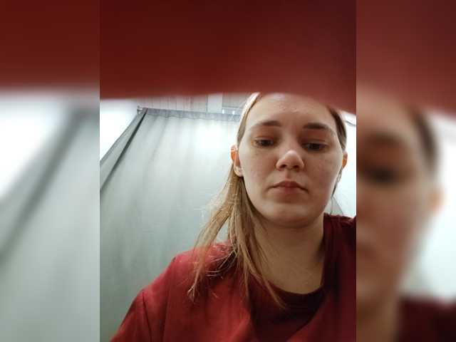Kisa75 live cam on BongaCams