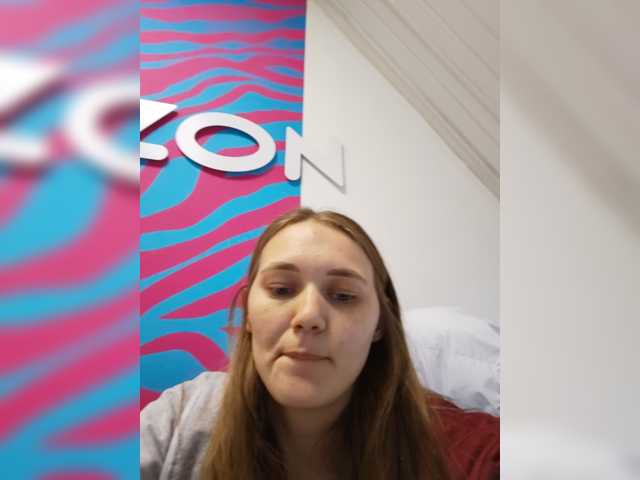 Kisa75, live now on BongaCams