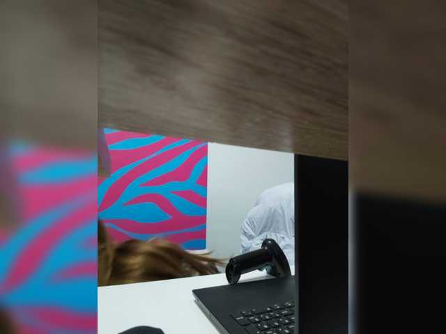 Kisa75 live cam on BongaCams