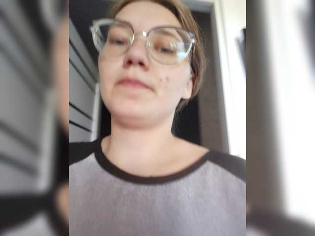 Kisa75 live cam on BongaCams