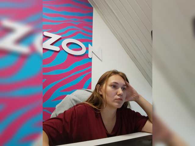 Kisa75 live cam on BongaCams