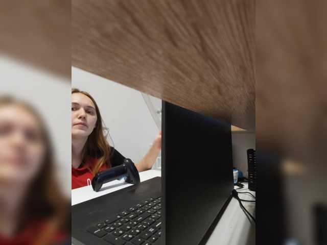 Kisa75 live cam on BongaCams