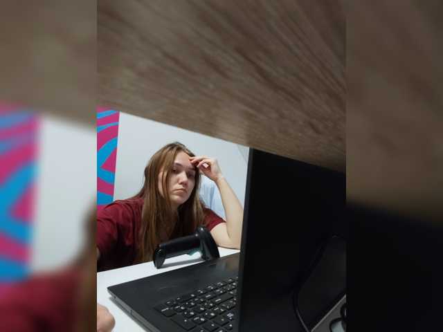 Kisa75 live cam on BongaCams