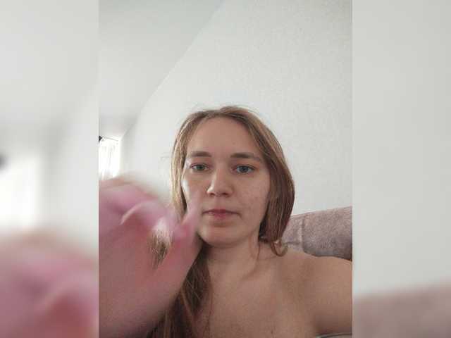 Kisa75 live cam on BongaCams