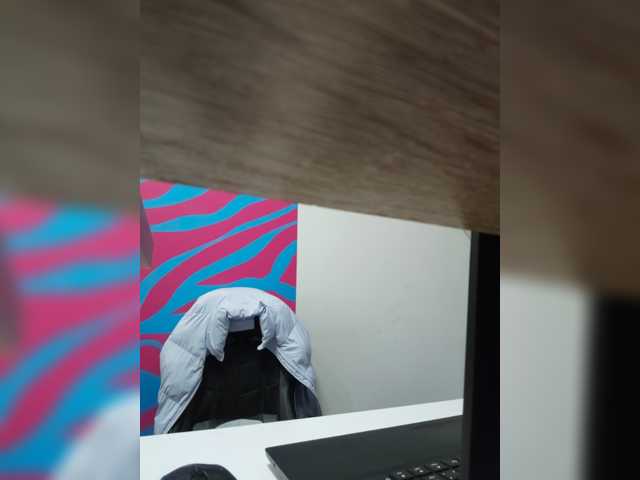 Kisa75 live cam on BongaCams
