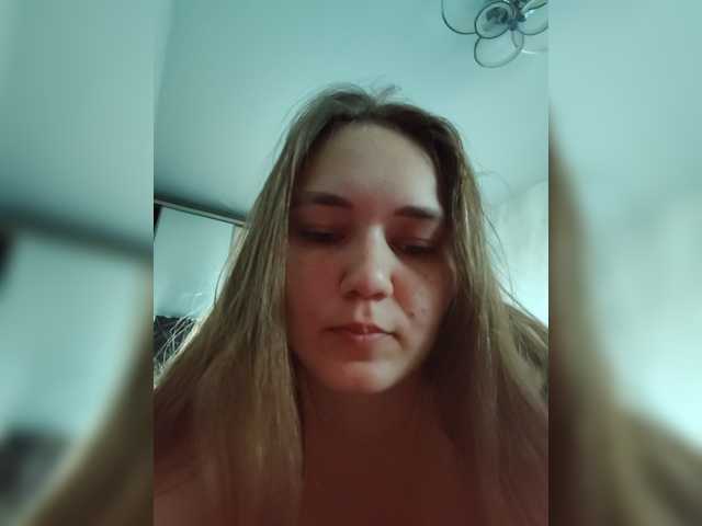 Kisa75 live cam on BongaCams