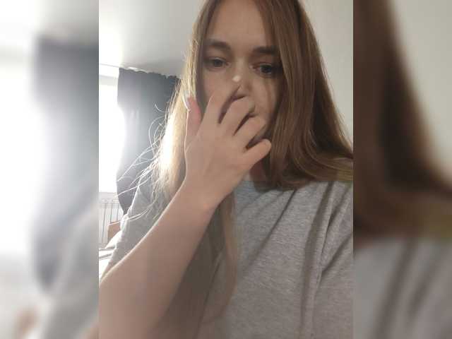 Kisa75 live cam