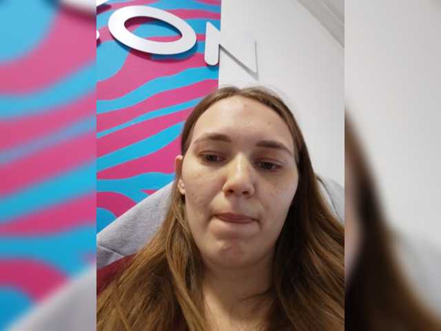 Kisa75, live now on BongaCams