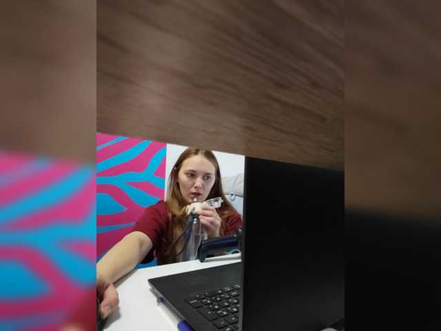 Kisa75, live now on BongaCams