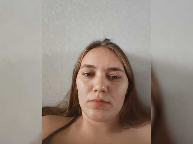 Kisa75 live cam on BongaCams