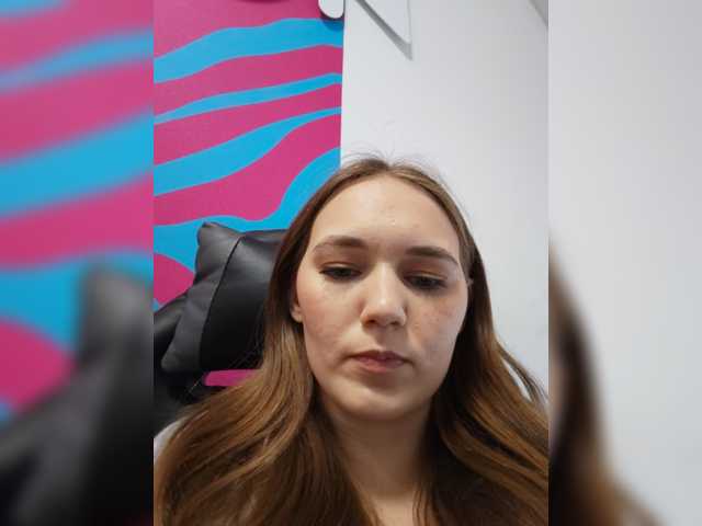 Kisa75 live cam on BongaCams