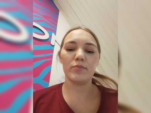 Kisa75 live cam on BongaCams