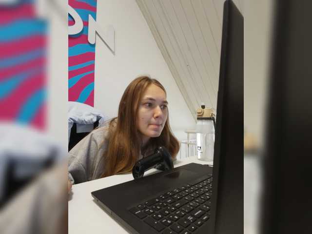 Kisa75 live cam