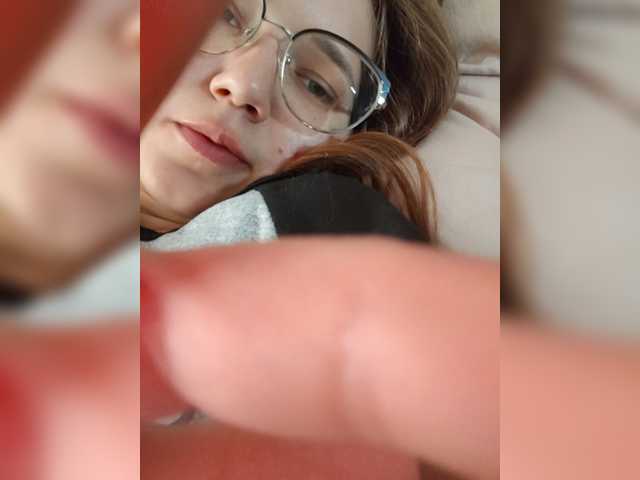 Kisa75 live cam on BongaCams