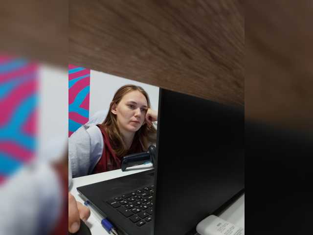 Kisa75, live now on BongaCams
