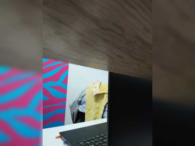 Kisa75 live cam on BongaCams