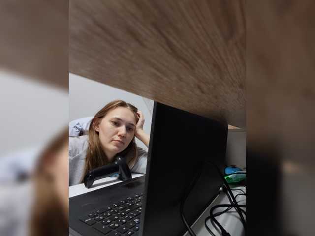 Kisa75 live cam on BongaCams