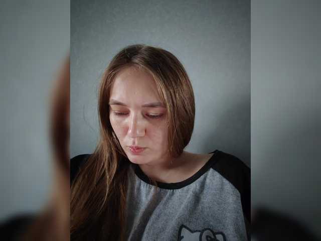 Kisa75 live cam on BongaCams