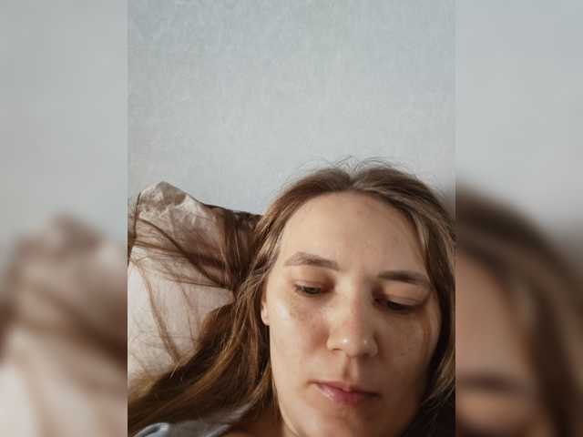 Kisa75 live cam on BongaCams