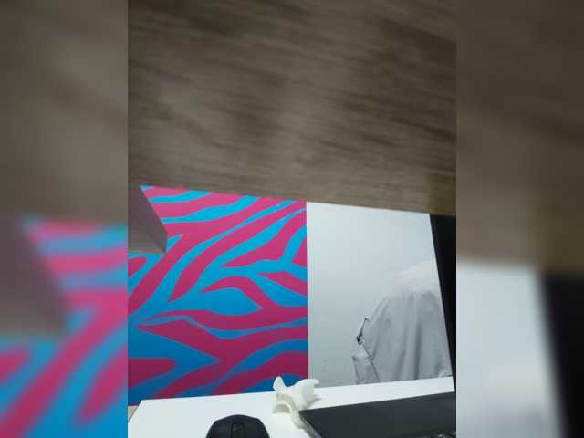Kisa75 live cam on BongaCams