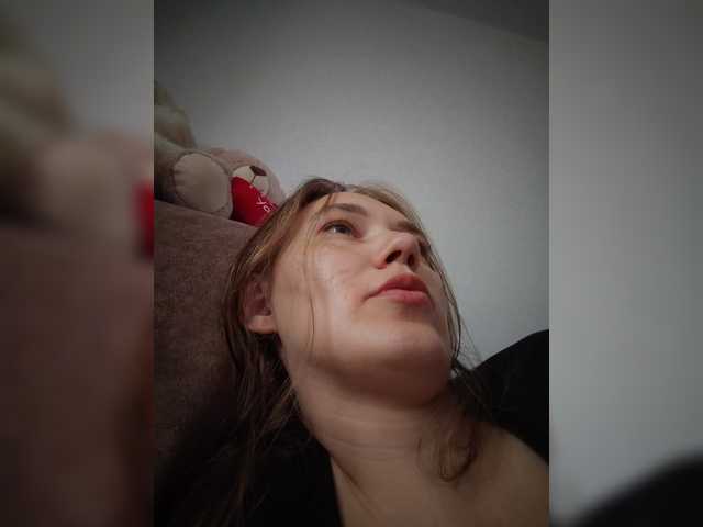 Kisa75 live cam on BongaCams