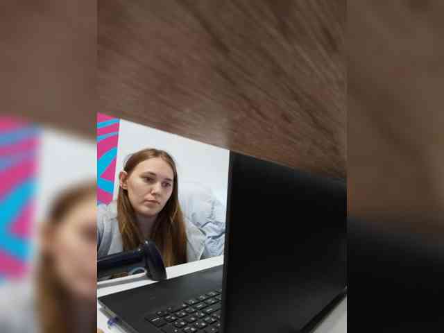 AlisaWyn webcam