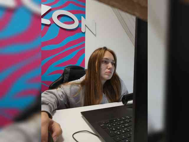 AlisaWyn webcam