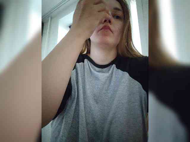 AlisaWyn webcam