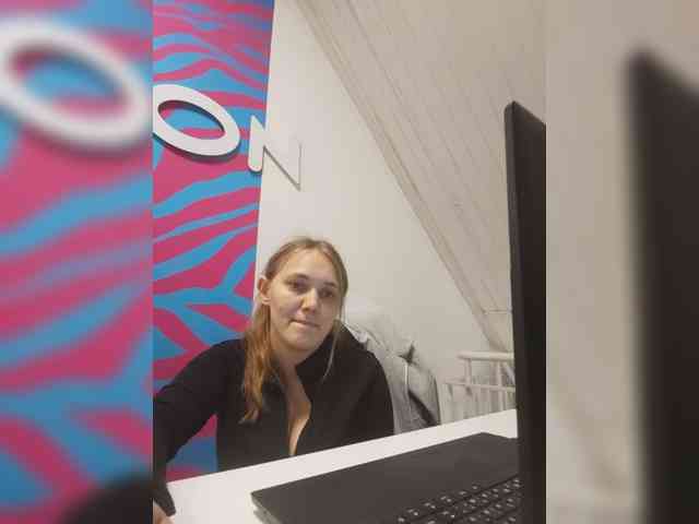 AlisaWyn webcam