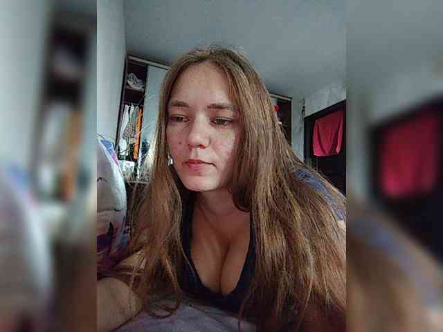 Kisa75 Sex Cam Show