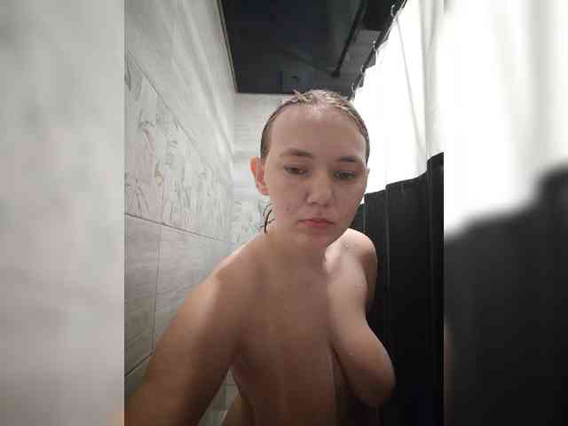 AlisaWyn webcam