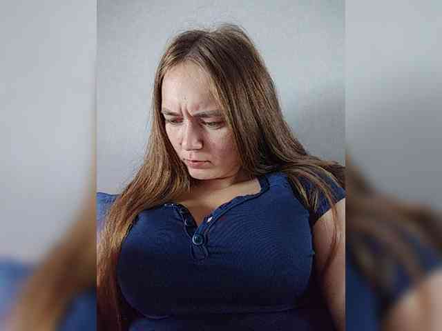 Kisa75 Sex Cam Show