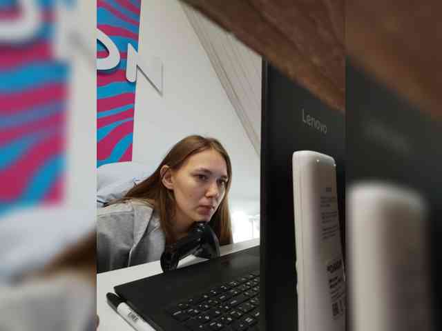 AlisaWyn webcam