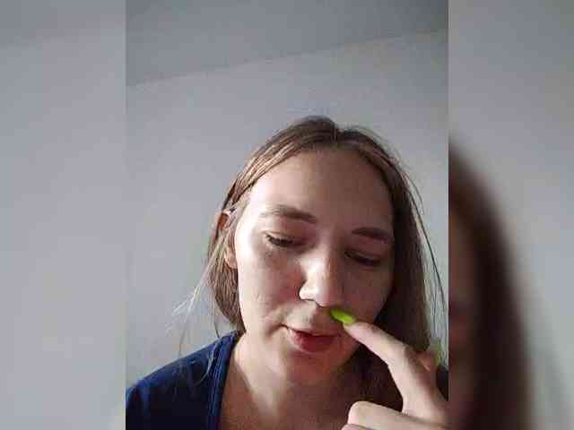 Kisa75 Sex Cam Show