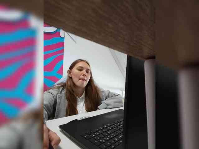 AlisaWyn webcam