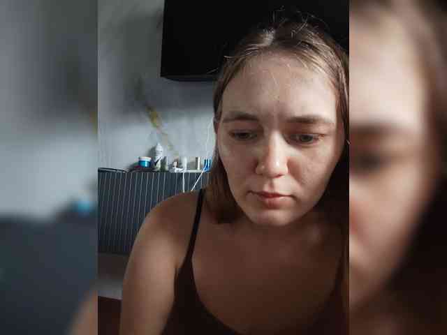 AlisaWyn webcam